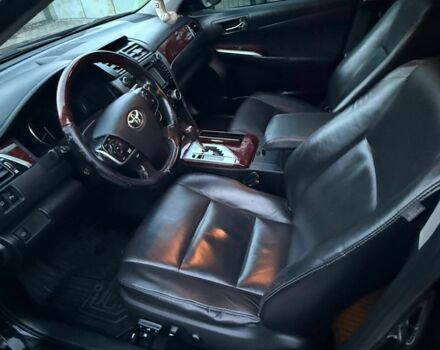 Чорний Тойота Камрі, об'ємом двигуна 2.4 л та пробігом 170 тис. км за 13200 $, фото 3 на Automoto.ua