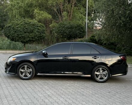 Черный Тойота Камри, объемом двигателя 2.5 л и пробегом 198 тыс. км за 10900 $, фото 3 на Automoto.ua