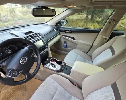 Чорний Тойота Камрі, об'ємом двигуна 2.5 л та пробігом 230 тис. км за 9999 $, фото 5 на Automoto.ua