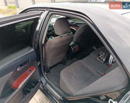 Чорний Тойота Камрі, об'ємом двигуна 2.5 л та пробігом 176 тис. км за 13499 $, фото 16 на Automoto.ua