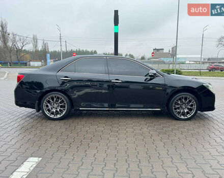 Черный Тойота Камри, объемом двигателя 3.46 л и пробегом 193 тыс. км за 14900 $, фото 14 на Automoto.ua