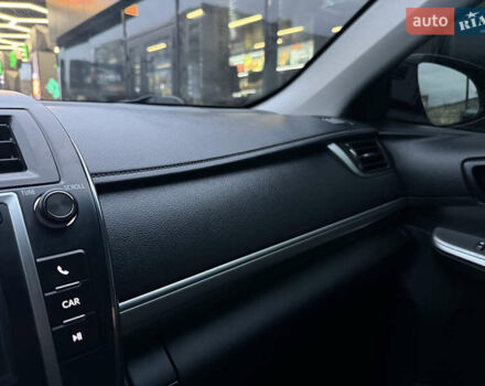 Черный Тойота Камри, объемом двигателя 2.49 л и пробегом 230 тыс. км за 13200 $, фото 19 на Automoto.ua