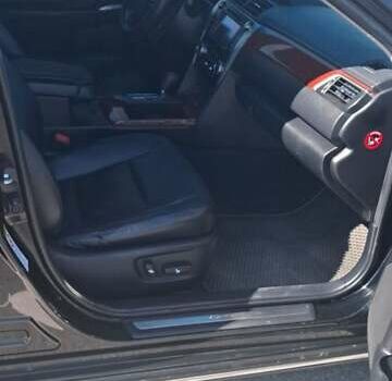 Чорний Тойота Камрі, об'ємом двигуна 2.5 л та пробігом 228 тис. км за 13600 $, фото 7 на Automoto.ua