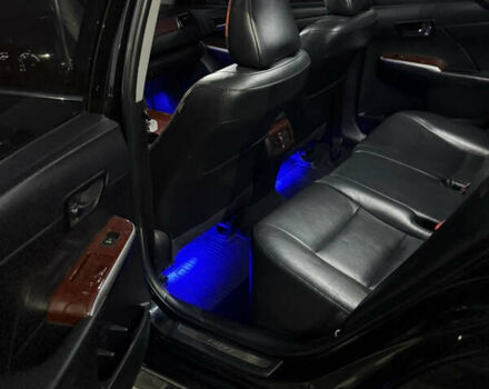 Чорний Тойота Камрі, об'ємом двигуна 2.5 л та пробігом 216 тис. км за 13000 $, фото 7 на Automoto.ua