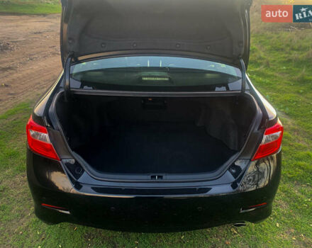Чорний Тойота Камрі, об'ємом двигуна 2.5 л та пробігом 236 тис. км за 15200 $, фото 9 на Automoto.ua