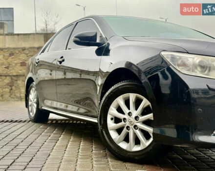 Чорний Тойота Камрі, об'ємом двигуна 2.5 л та пробігом 251 тис. км за 10999 $, фото 12 на Automoto.ua