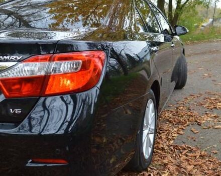 Черный Тойота Камри, объемом двигателя 3.46 л и пробегом 340 тыс. км за 17200 $, фото 5 на Automoto.ua