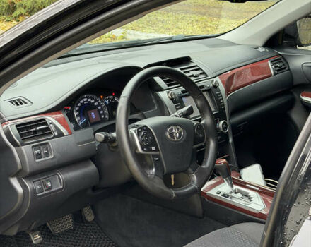 Черный Тойота Камри, объемом двигателя 2.36 л и пробегом 231 тыс. км за 9900 $, фото 10 на Automoto.ua