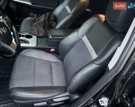 Черный Тойота Камри, объемом двигателя 2.49 л и пробегом 230 тыс. км за 13200 $, фото 23 на Automoto.ua