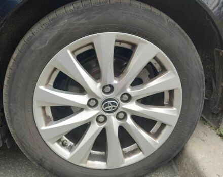 Черный Тойота Камри, объемом двигателя 2.5 л и пробегом 290 тыс. км за 9500 $, фото 4 на Automoto.ua