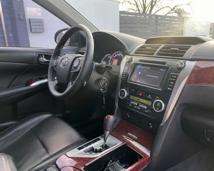 Черный Тойота Камри, объемом двигателя 2.5 л и пробегом 235 тыс. км за 10200 $, фото 10 на Automoto.ua