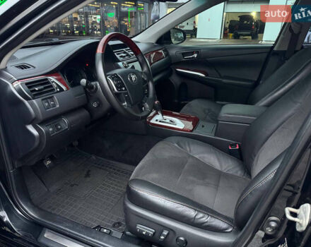 Черный Тойота Камри, объемом двигателя 3.46 л и пробегом 193 тыс. км за 14900 $, фото 26 на Automoto.ua