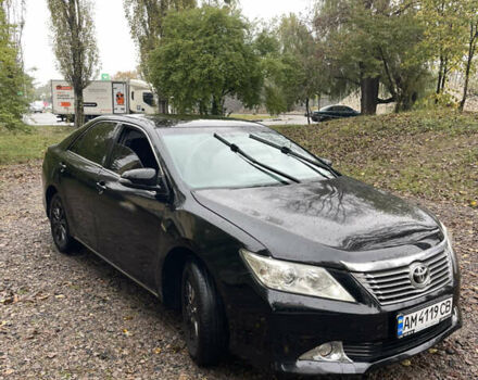 Черный Тойота Камри, объемом двигателя 2.36 л и пробегом 230 тыс. км за 10250 $, фото 2 на Automoto.ua