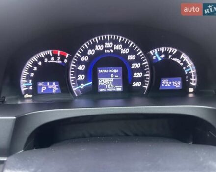 Чорний Тойота Камрі, об'ємом двигуна 0 л та пробігом 232 тис. км за 12700 $, фото 7 на Automoto.ua