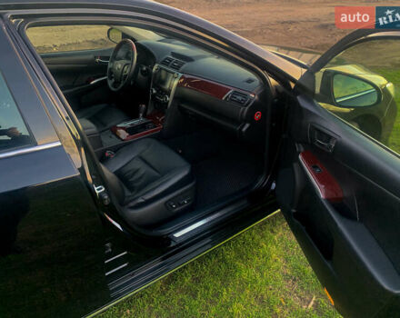 Чорний Тойота Камрі, об'ємом двигуна 2.5 л та пробігом 236 тис. км за 15200 $, фото 17 на Automoto.ua