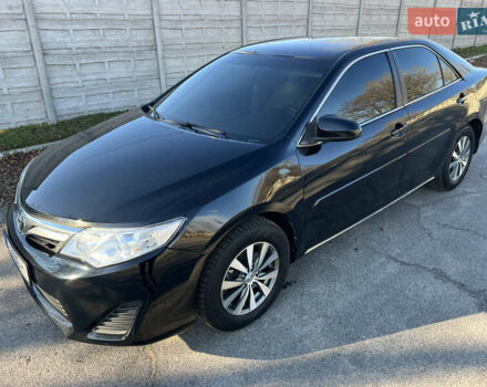 Чорний Тойота Камрі, об'ємом двигуна 2.5 л та пробігом 155 тис. км за 12000 $, фото 5 на Automoto.ua