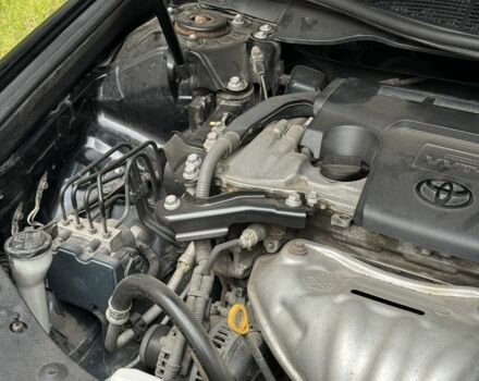 Черный Тойота Камри, объемом двигателя 2.5 л и пробегом 141 тыс. км за 13400 $, фото 21 на Automoto.ua