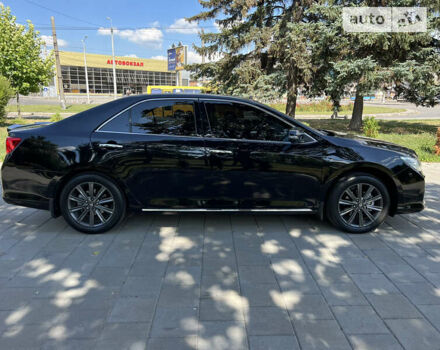 Черный Тойота Камри, объемом двигателя 2.5 л и пробегом 185 тыс. км за 16700 $, фото 20 на Automoto.ua