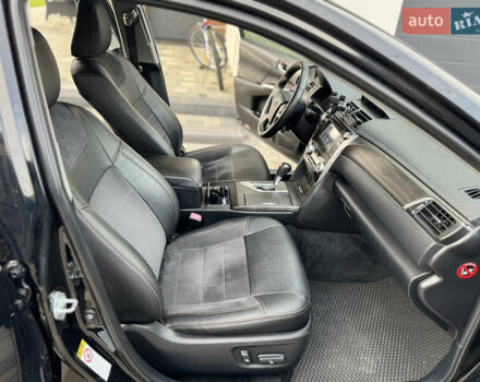 Черный Тойота Камри, объемом двигателя 2.5 л и пробегом 255 тыс. км за 13500 $, фото 29 на Automoto.ua