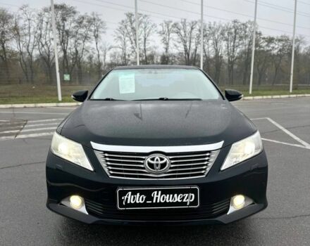 Черный Тойота Камри, объемом двигателя 0 л и пробегом 142 тыс. км за 12999 $, фото 1 на Automoto.ua