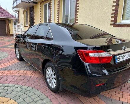 Чорний Тойота Камрі, об'ємом двигуна 2.5 л та пробігом 215 тис. км за 14000 $, фото 3 на Automoto.ua