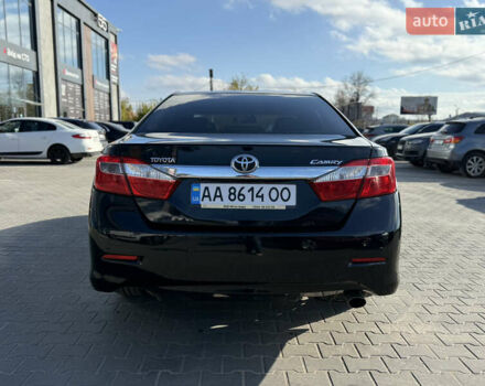 Чорний Тойота Камрі, об'ємом двигуна 2.49 л та пробігом 305 тис. км за 11800 $, фото 5 на Automoto.ua