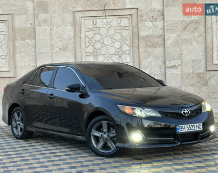 Черный Тойота Камри, объемом двигателя 2.5 л и пробегом 215 тыс. км за 11950 $, фото 16 на Automoto.ua