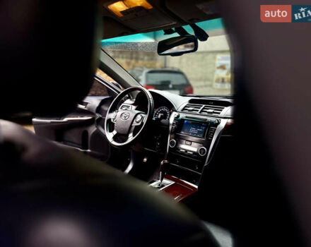 Чорний Тойота Камрі, об'ємом двигуна 2.5 л та пробігом 251 тис. км за 10999 $, фото 48 на Automoto.ua
