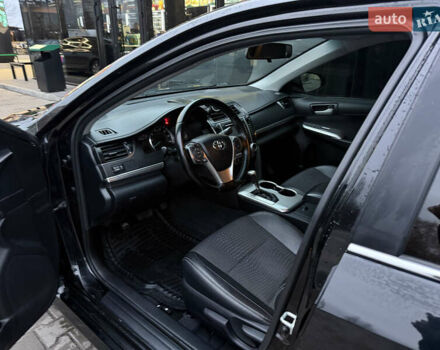 Черный Тойота Камри, объемом двигателя 2.49 л и пробегом 230 тыс. км за 13200 $, фото 11 на Automoto.ua