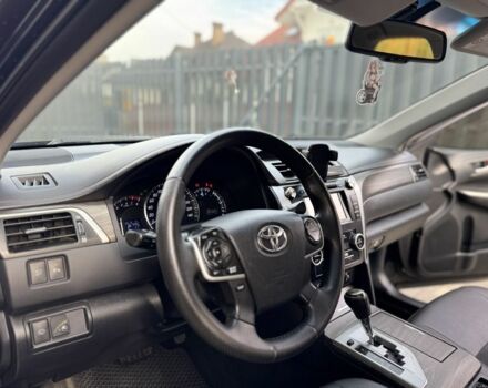 Черный Тойота Камри, объемом двигателя 2.5 л и пробегом 255 тыс. км за 13500 $, фото 13 на Automoto.ua