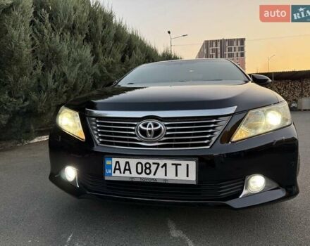 Черный Тойота Камри, объемом двигателя 2.49 л и пробегом 186 тыс. км за 13700 $, фото 2 на Automoto.ua