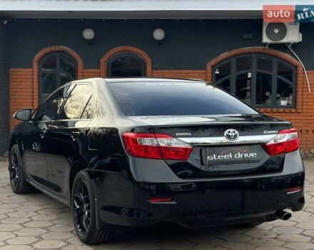 Черный Тойота Камри, объемом двигателя 2.49 л и пробегом 216 тыс. км за 13999 $, фото 5 на Automoto.ua