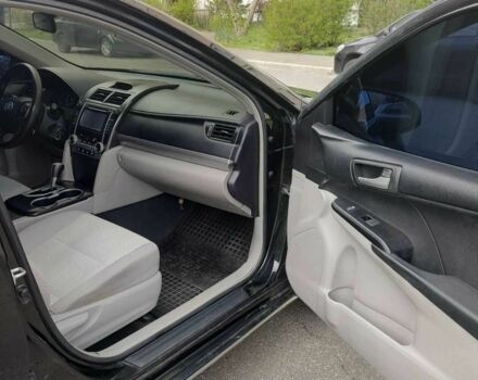 Черный Тойота Камри, объемом двигателя 2.5 л и пробегом 290 тыс. км за 9500 $, фото 9 на Automoto.ua