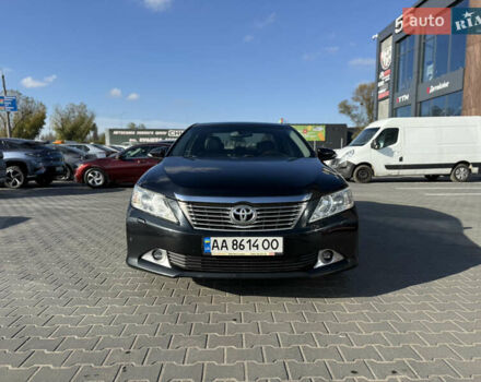 Чорний Тойота Камрі, об'ємом двигуна 2.49 л та пробігом 305 тис. км за 11800 $, фото 1 на Automoto.ua