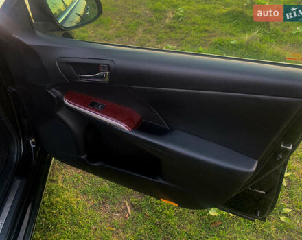 Чорний Тойота Камрі, об'ємом двигуна 2.5 л та пробігом 236 тис. км за 15200 $, фото 19 на Automoto.ua