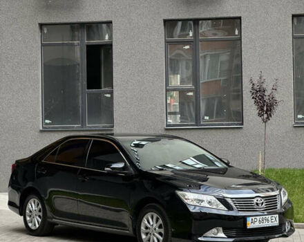 Черный Тойота Камри, объемом двигателя 2.5 л и пробегом 142 тыс. км за 13400 $, фото 2 на Automoto.ua
