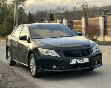 Черный Тойота Камри, объемом двигателя 2.5 л и пробегом 235 тыс. км за 10200 $, фото 1 на Automoto.ua