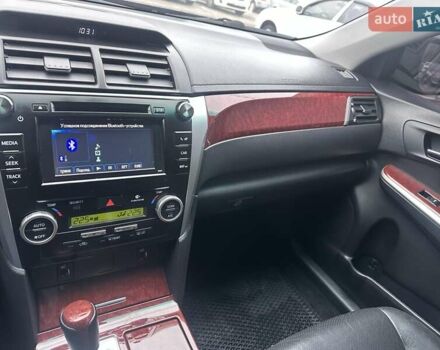 Чорний Тойота Камрі, об'ємом двигуна 0 л та пробігом 232 тис. км за 12700 $, фото 8 на Automoto.ua
