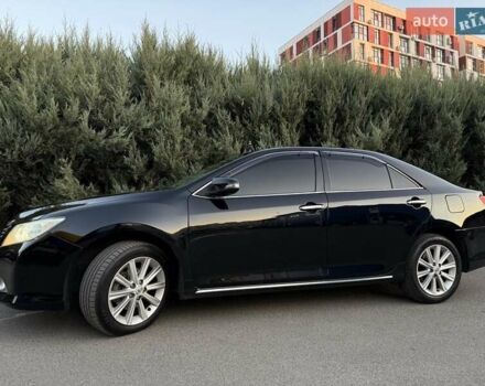 Черный Тойота Камри, объемом двигателя 2.49 л и пробегом 186 тыс. км за 13700 $, фото 3 на Automoto.ua