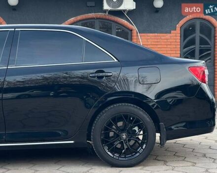 Черный Тойота Камри, объемом двигателя 2.49 л и пробегом 216 тыс. км за 13999 $, фото 4 на Automoto.ua