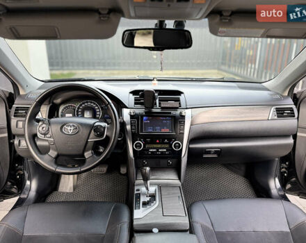 Черный Тойота Камри, объемом двигателя 2.5 л и пробегом 255 тыс. км за 13500 $, фото 22 на Automoto.ua