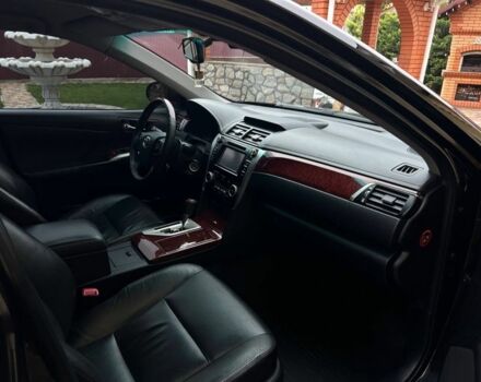 Чорний Тойота Камрі, об'ємом двигуна 2.5 л та пробігом 215 тис. км за 14000 $, фото 8 на Automoto.ua