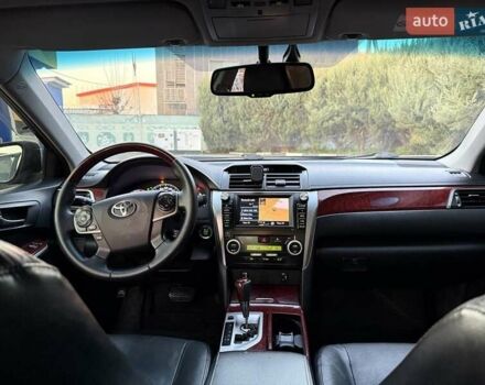Черный Тойота Камри, объемом двигателя 2.49 л и пробегом 186 тыс. км за 13700 $, фото 12 на Automoto.ua
