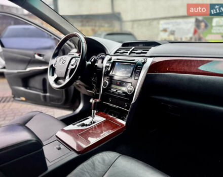 Чорний Тойота Камрі, об'ємом двигуна 2.5 л та пробігом 251 тис. км за 10999 $, фото 58 на Automoto.ua