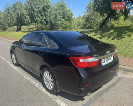 Черный Тойота Камри, объемом двигателя 2.5 л и пробегом 275 тыс. км за 10200 $, фото 5 на Automoto.ua