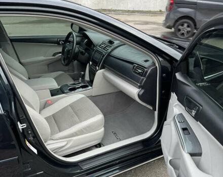 Черный Тойота Камри, объемом двигателя 2.49 л и пробегом 187 тыс. км за 11999 $, фото 18 на Automoto.ua