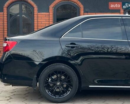 Черный Тойота Камри, объемом двигателя 2.49 л и пробегом 216 тыс. км за 13999 $, фото 8 на Automoto.ua