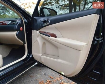 Черный Тойота Камри, объемом двигателя 3.46 л и пробегом 340 тыс. км за 17200 $, фото 9 на Automoto.ua