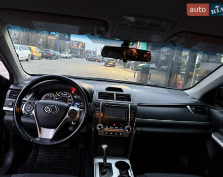 Черный Тойота Камри, объемом двигателя 2.49 л и пробегом 230 тыс. км за 13200 $, фото 20 на Automoto.ua