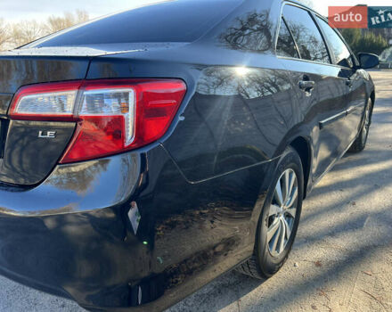 Чорний Тойота Камрі, об'ємом двигуна 2.5 л та пробігом 155 тис. км за 12000 $, фото 17 на Automoto.ua